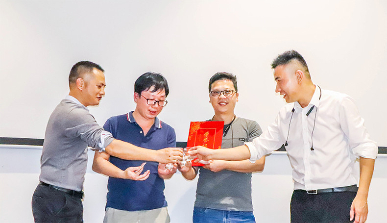 深之藍主板慶功宴 深之藍主板慶功宴